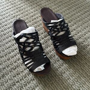 Rag & Bone platform sandals with wooden platform/heels